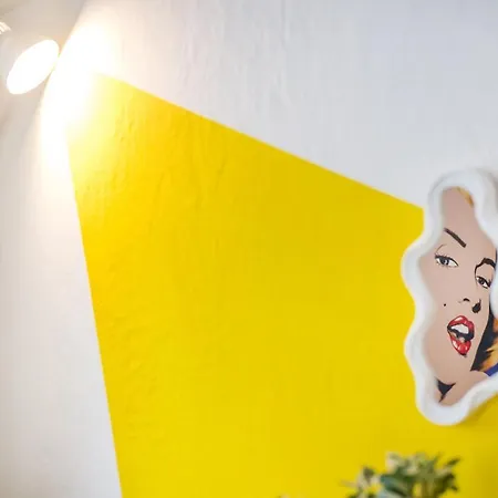 Pop Art Loft Ueber Den Daechern Von Koblenz Koblenz  Exterior photo